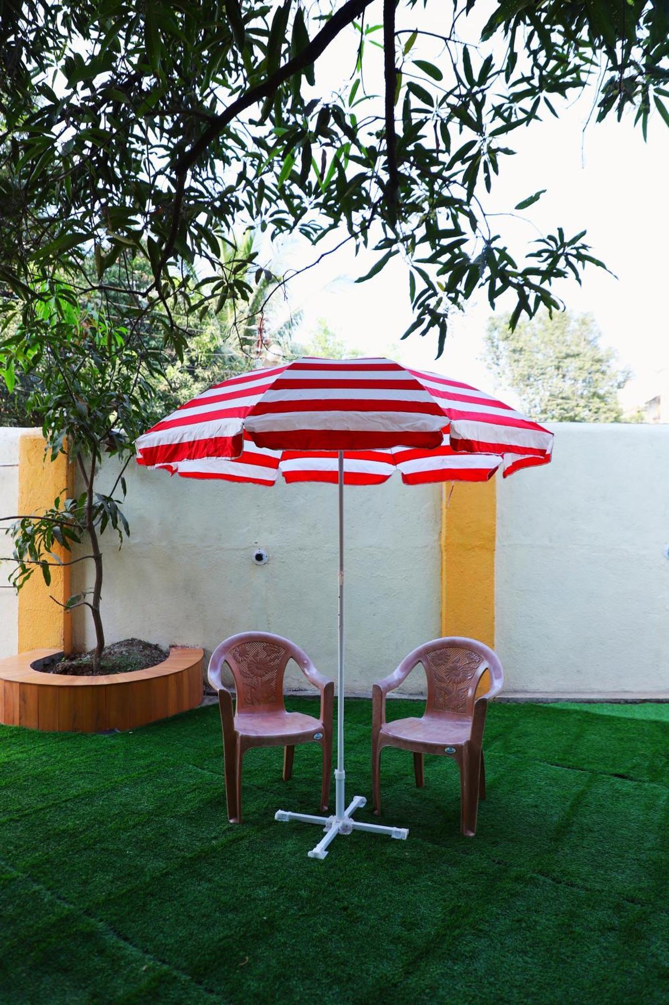 Hemharsh Holiday Home With Pool Karjat Exteriör bild